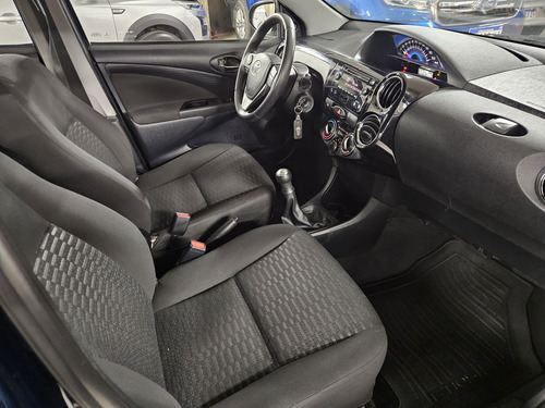 Toyota Etios 1.5 Sedan Xls 2015