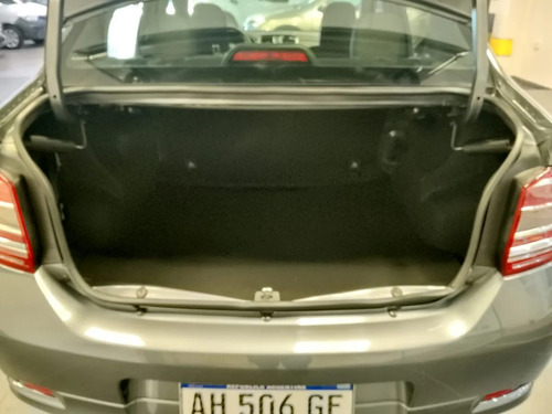 Renault Logan 1.6 16v Life 2025