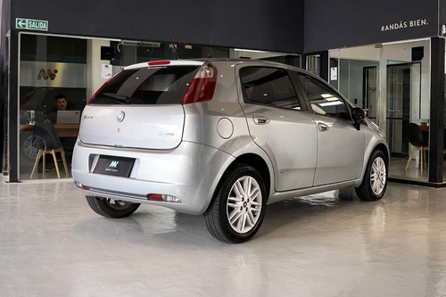 Fiat Punto 1.6 Essence 2011