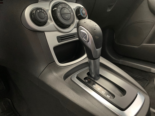 Ford Fiesta Kinetic 1.6 Se Powershift 120cv 2016