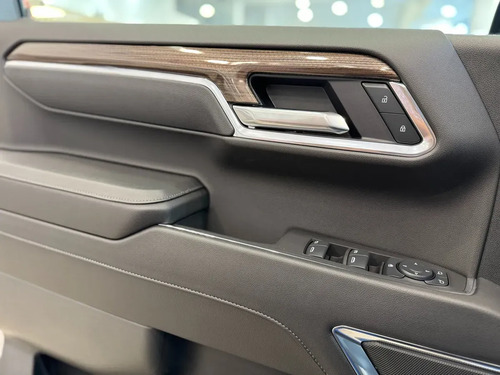 Chevrolet Silverado 5.3 V8 Z71 Trail Boss 2025