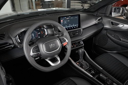 Fiat FASTBACK 1.3 T270 At6 2025