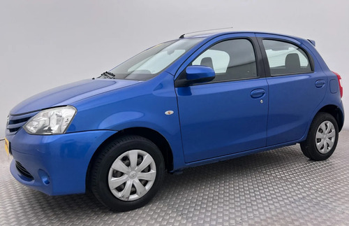 Toyota Etios 1.5 Xs 5 p 2014