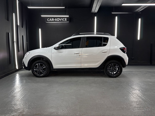 Renault Stepway 1.6 INTENS L19 2023