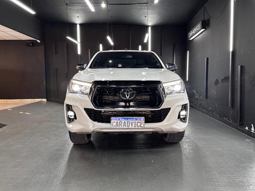 Toyota Hilux 2.8 TDI 4X2 DC SRX AT6 L16 2019
