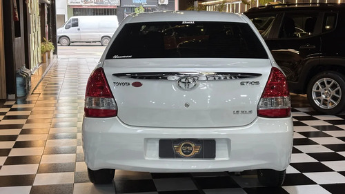 Toyota Etios 1.5 Sedan Xls 2016