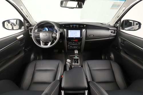 Toyota SW4 2.8 Srx 204Cv 4X4 7As At 2026