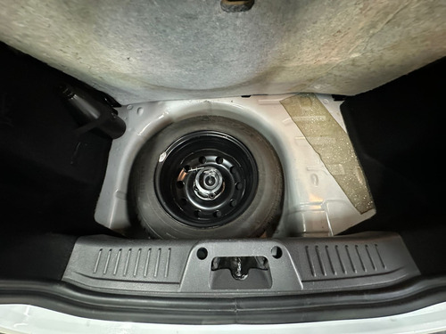 Ford Fiesta 1.6 SE KD 5P L14 2014