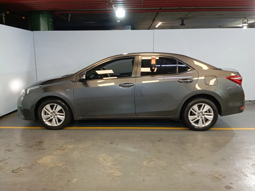Toyota Corolla 1.8 Xli L/14 2015