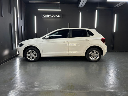 Volkswagen Polo 1.6 MSI TRENDLINE 5P L18 2021