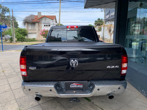 RAM 1500 5.7 Laramie Atx V8 2016