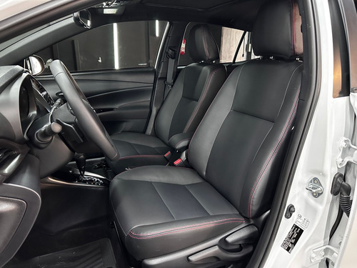 Toyota Yaris 1.5 S CVT 5P 2025