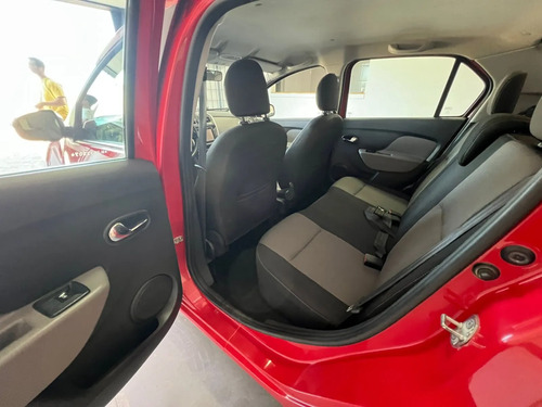 Renault Logan 1.6 Privilege 105cv 2016