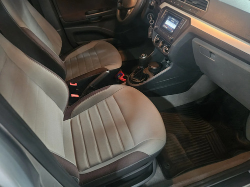 Volkswagen Voyage 1.6 Highline 101cv 2017