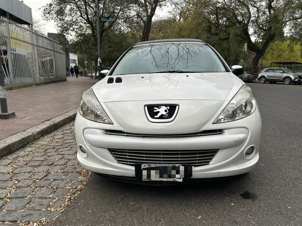 Peugeot 207 XT Feline 1.6 FELINE 2013