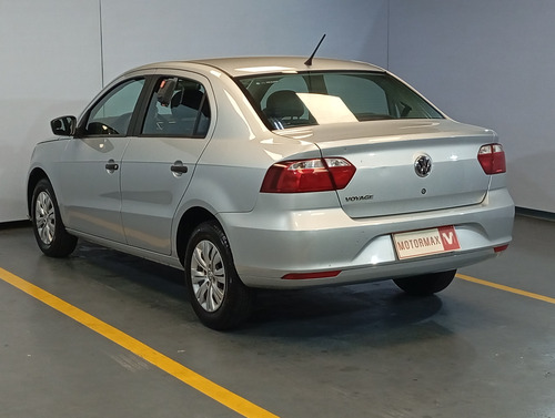 Volkswagen Voyage 1.6 Trendline L/17 2018