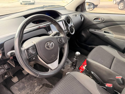 Toyota Etios 1.5 4p Xls 6mt L18 2019