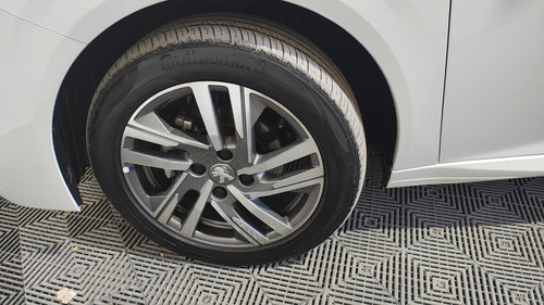 Peugeot 208 1.6l Feline Tiptronic 2022