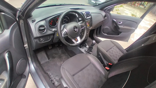 Renault Logan 1.6 16v Intense 2025