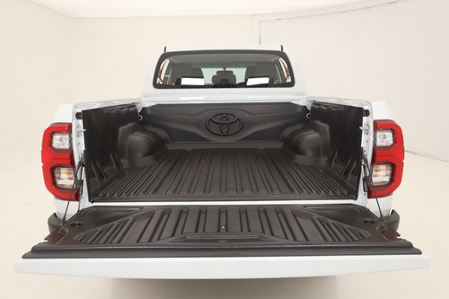 Toyota Hilux Pick-Up 2.8 Cd Srv 204Cv 4X4 At 2025