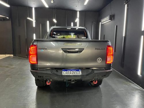 Toyota Hilux 2.8 TDI 4X4 DC SR L16 2017