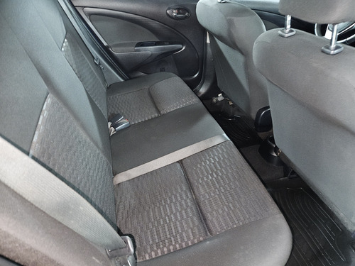 Toyota Etios 1.5 Sedan Xls 2015