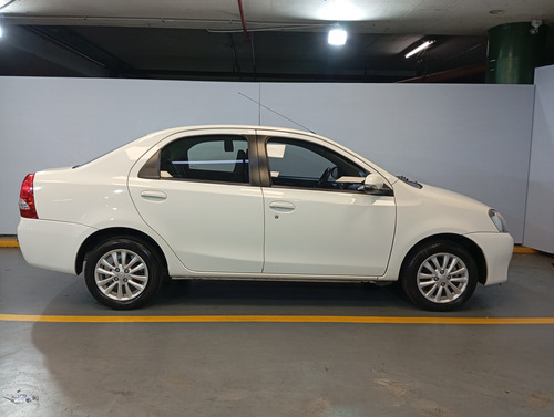 Toyota Etios 1.5 4 P Xls 2015