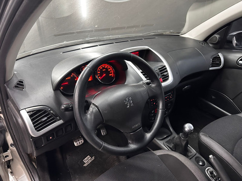 Peugeot 207 COMPACT 2.0 5 P XT HDI 2010