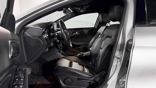 Mercedes-Benz Clase GLA 1.6 Gla200 Urban 156cv 2017