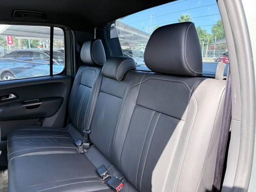 Volkswagen Amarok 3.0 Tdi 4x4 Dc Hero At8 2025 2025