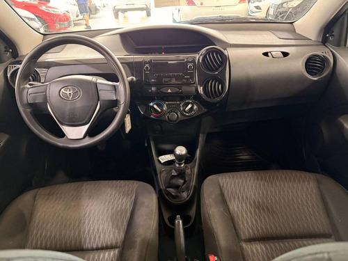 Toyota Etios 1.5 4p X 6mt L18 2019