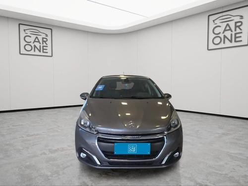 Peugeot 208 1.6 FELINE L16 2017