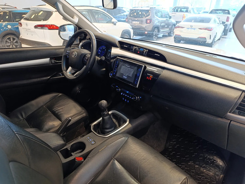Toyota Hilux Pick-Up 2.8 Cd Srx 177cv 4x4 2016