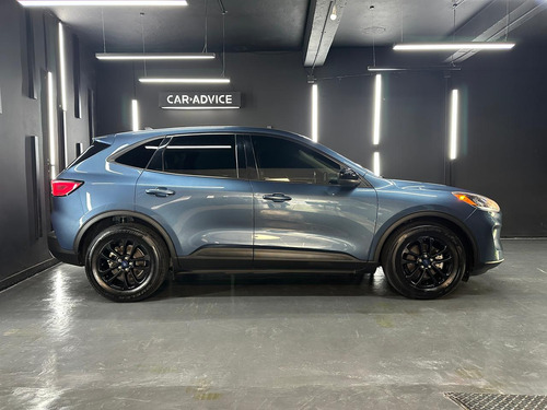 Ford Kuga 2.5 4X2 SE HIBRIDA AT L20 2020