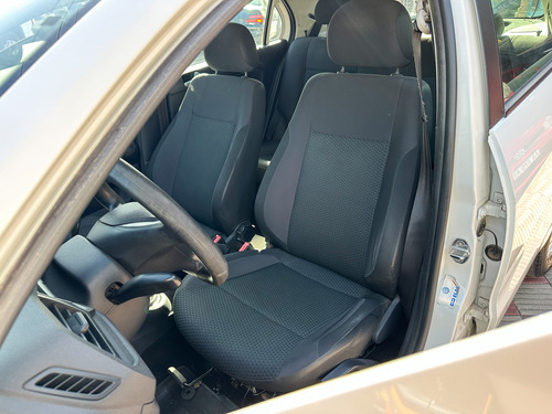 Volkswagen Gol Trend 1.6 Trendline 101cv 2016