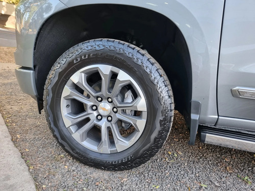 Chevrolet Silverado 5.3 V8 High Country 2026