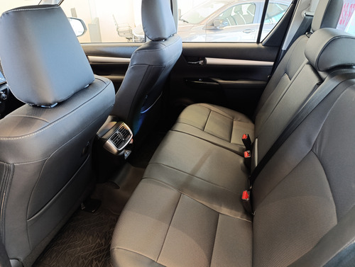 Toyota Hilux Pick-Up 2.8 Cd Srx 204Cv 4X4 At 2025