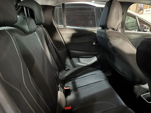 Peugeot 208 1.6 Allure Pack 2024