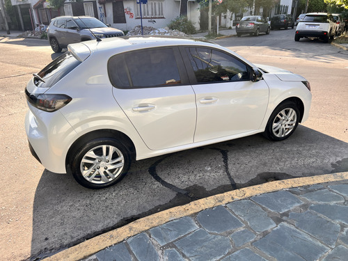Peugeot 208 1.6 Active Pack 2024