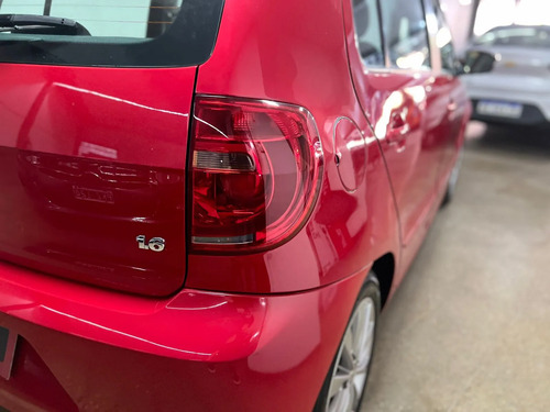 Volkswagen Fox 1.6 Highline 2011