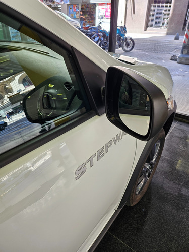 Renault Sandero Stepway 1.6 16v Intense 2025