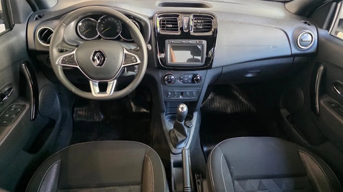 Renault Logan 1.6 16v Intense 2026