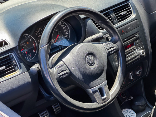 Volkswagen CrossFox 1.6 Trendline 2013