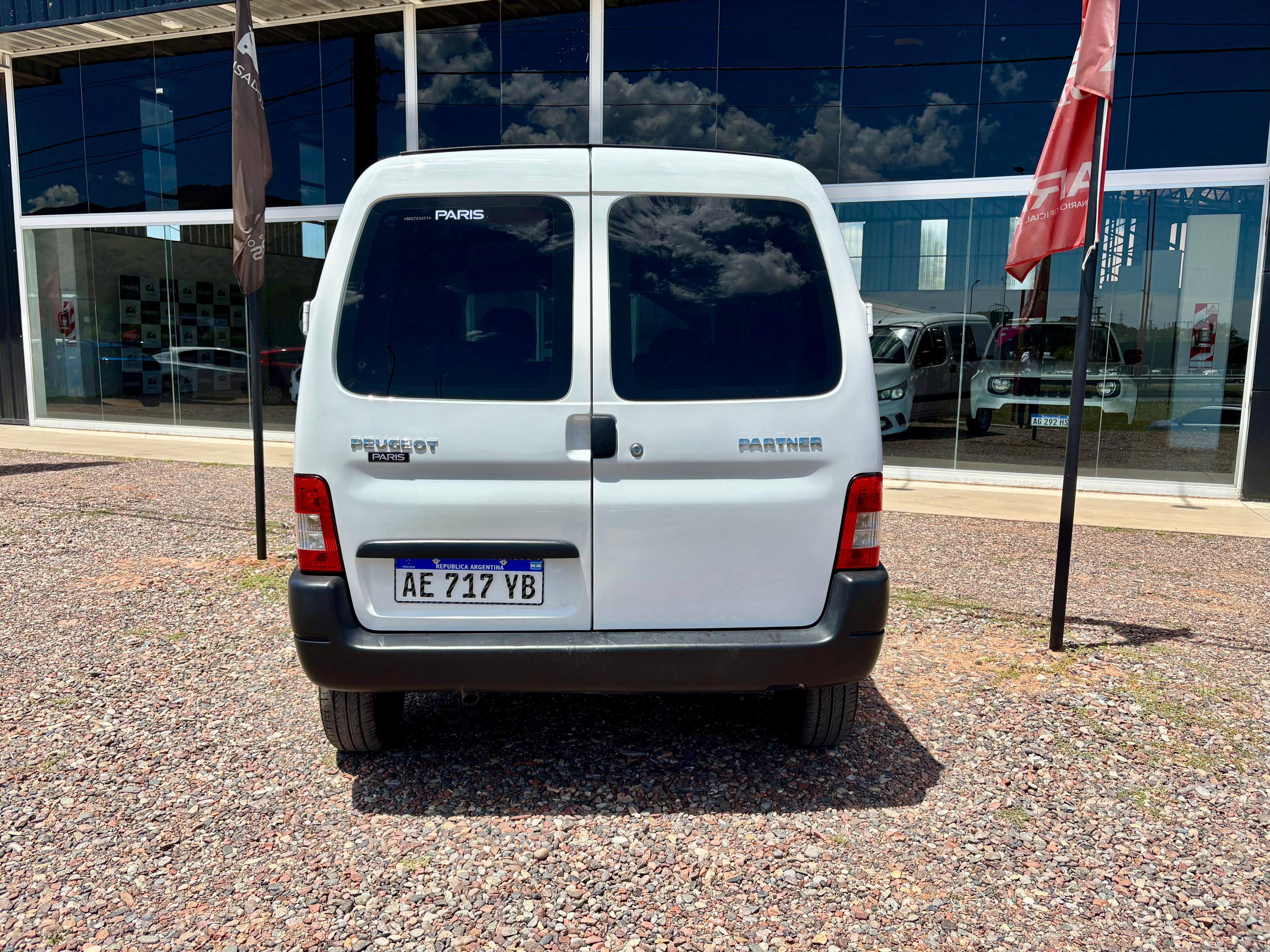 Peugeot Partner CONFORT 1.6 HDI 92 5 PLAZAS 2021