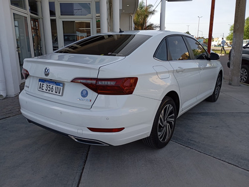 Volkswagen Vento HIGHLINE 1.4 2020