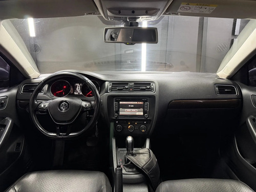 Volkswagen Vento 2.5 170HP LUXURY TIPTRONIC L15 2016