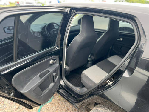 Volkswagen Up! 1.0 High Up! 75cv 2015