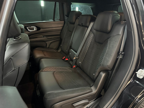 Jeep Commander 2.0 T 4X4 BLACKHAWK AT9 2025