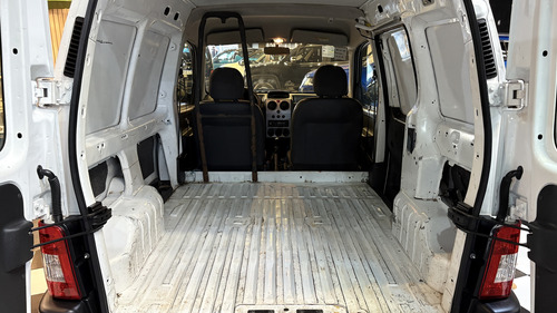 Peugeot Partner 1.6 Furgon Confort 2023