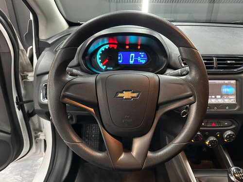 Chevrolet Onix 1.4 LTZ 5P L13 2015